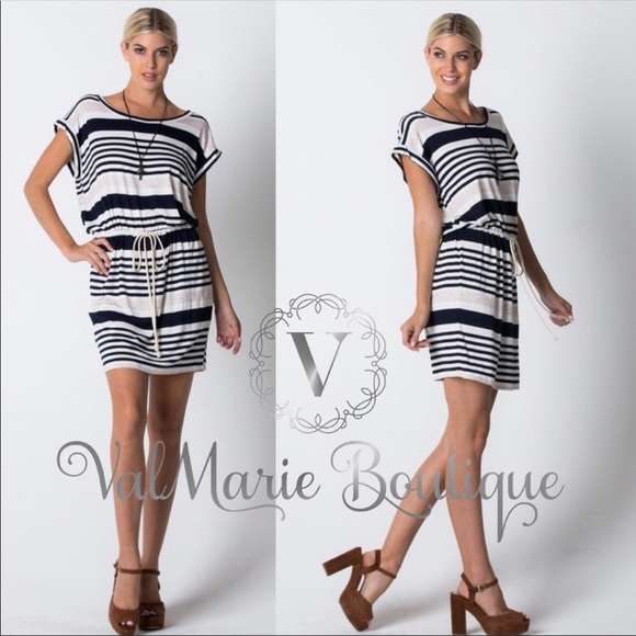 Striped summer beach dress - Picture 5 of 7